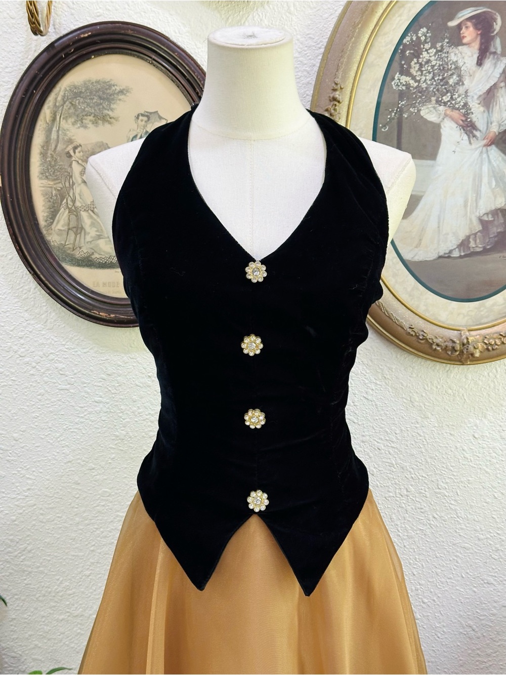 Vintage Dollar Velvet Gold Evening Gown - Picture 9 of 13
